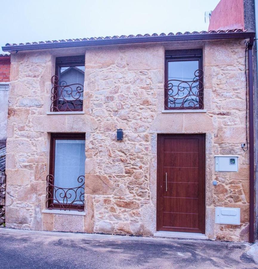 Casa Brétema en 1ª línea de playa Boiro Exterior foto